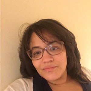 Meet your Posher, Michaela